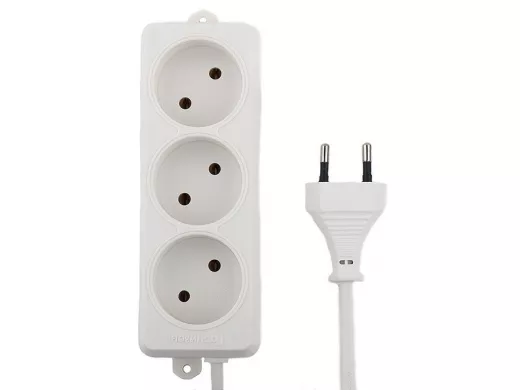 Сетевой удлинитель  Гарнизон  EL-E3-W-5, 3 розетки  допустимый ток 6А, длина 5м. EL-E3-W-5